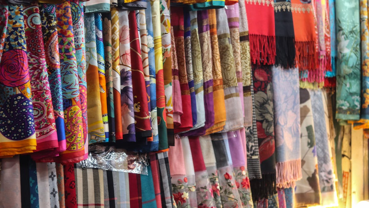 Elegant emerald green formal gown showcasing the top trending prom dress color for 2026